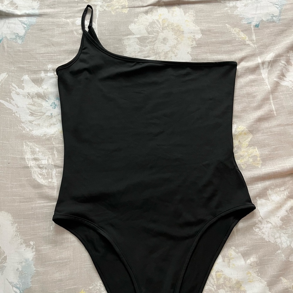 One shoulder bodysuit